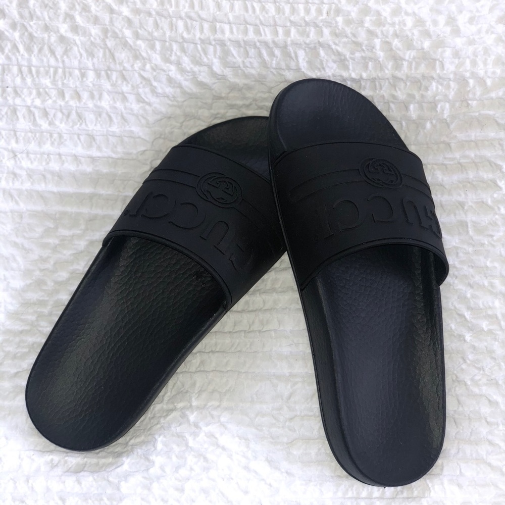 100% authentic black Gucci slides size US 9 (39)